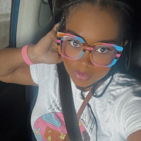 New Arrival Clear Frames “Square Biz” - Picture 3 of 6